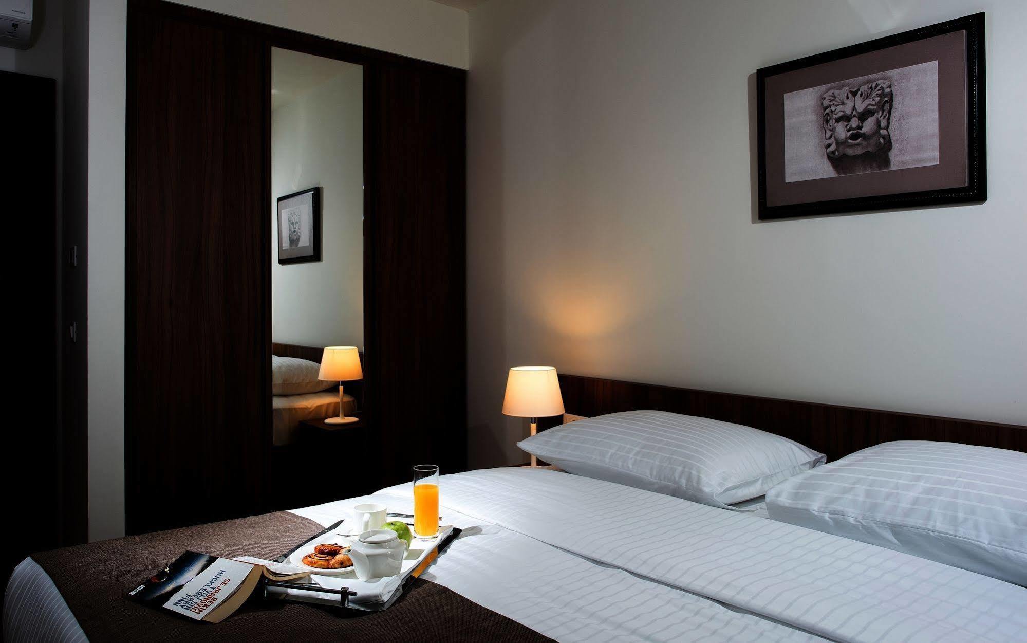 Maistra Select Srebreno Premium Apartments Buitenkant foto